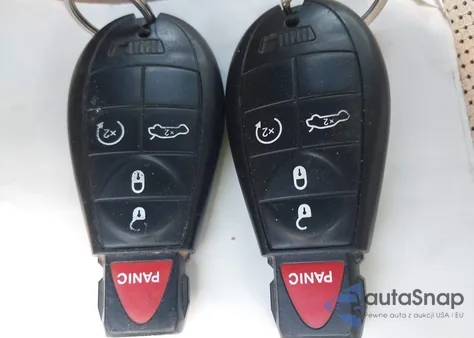 2011 Jeep Grand Cherokee Overland из США, поврежденный, VIN 1J4RR6GT0BC696211